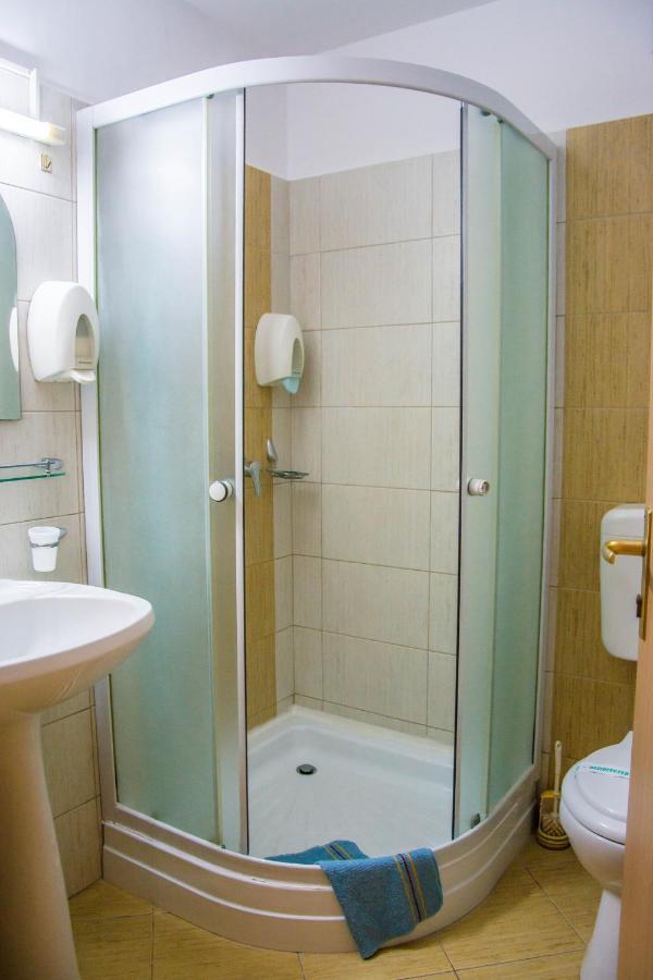 Hotel Riga Αράντ Εξωτερικό φωτογραφία