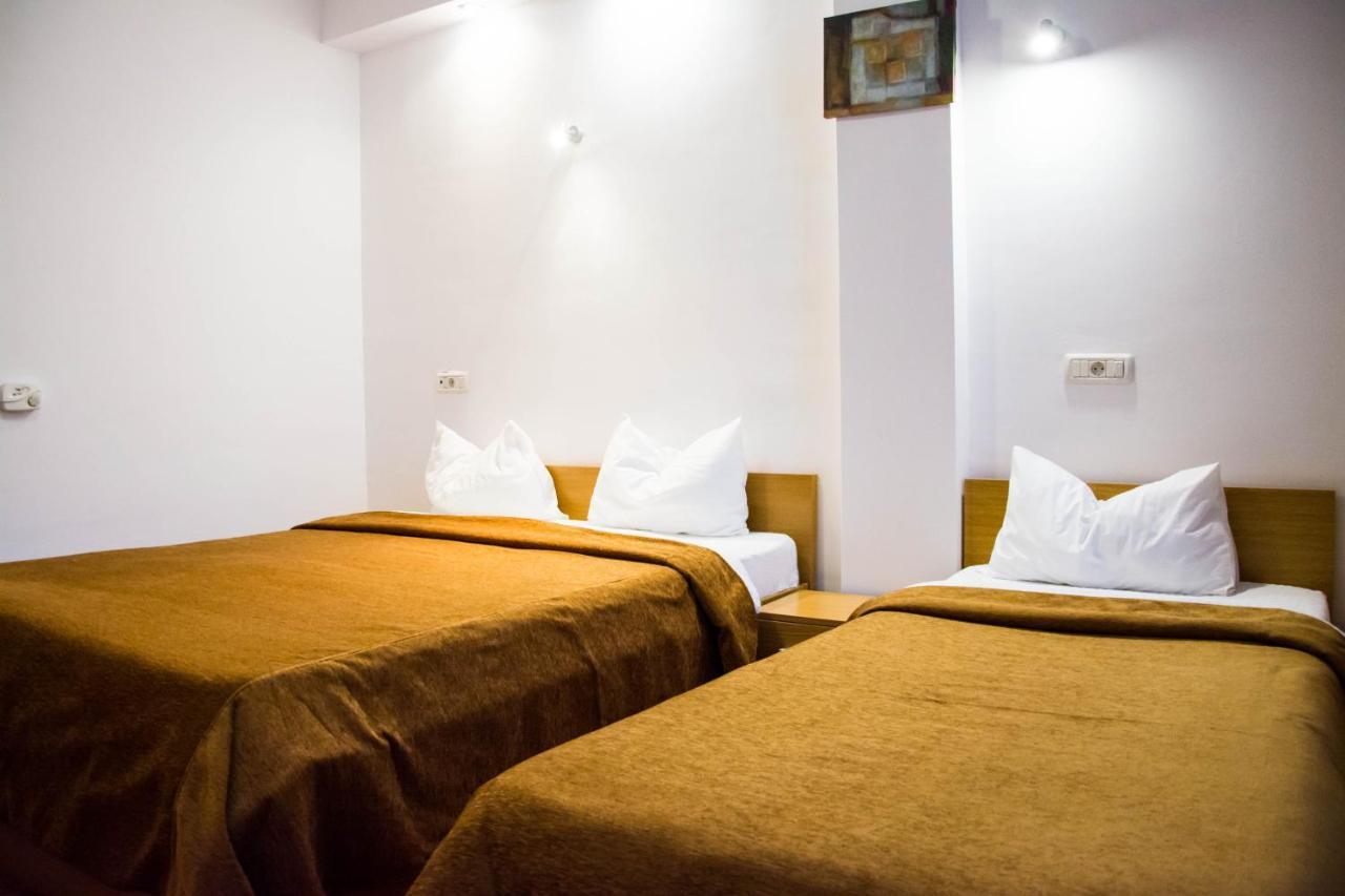 Hotel Riga Αράντ Εξωτερικό φωτογραφία