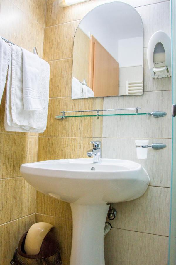 Hotel Riga Αράντ Εξωτερικό φωτογραφία