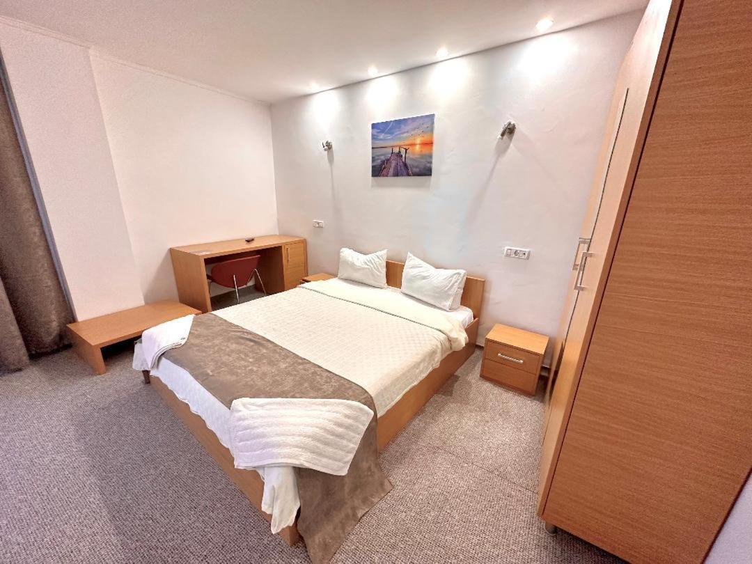 Hotel Riga Αράντ Εξωτερικό φωτογραφία